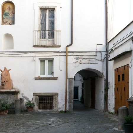 Suite & Luxury Rooms Palazzo Diomede Carafa Naples Extérieur photo