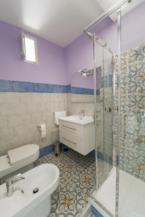 Suite & Luxury Rooms Palazzo Diomede Carafa Naples Extérieur photo