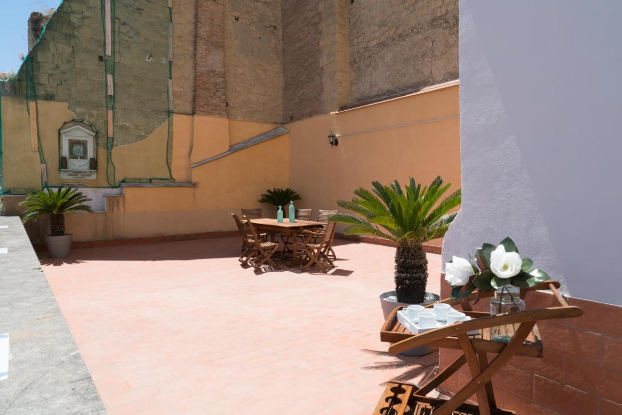 Suite & Luxury Rooms Palazzo Diomede Carafa Naples Extérieur photo