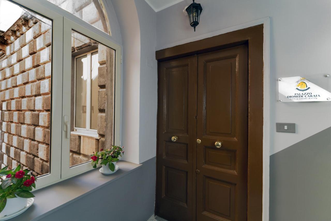 Suite & Luxury Rooms Palazzo Diomede Carafa Naples Extérieur photo